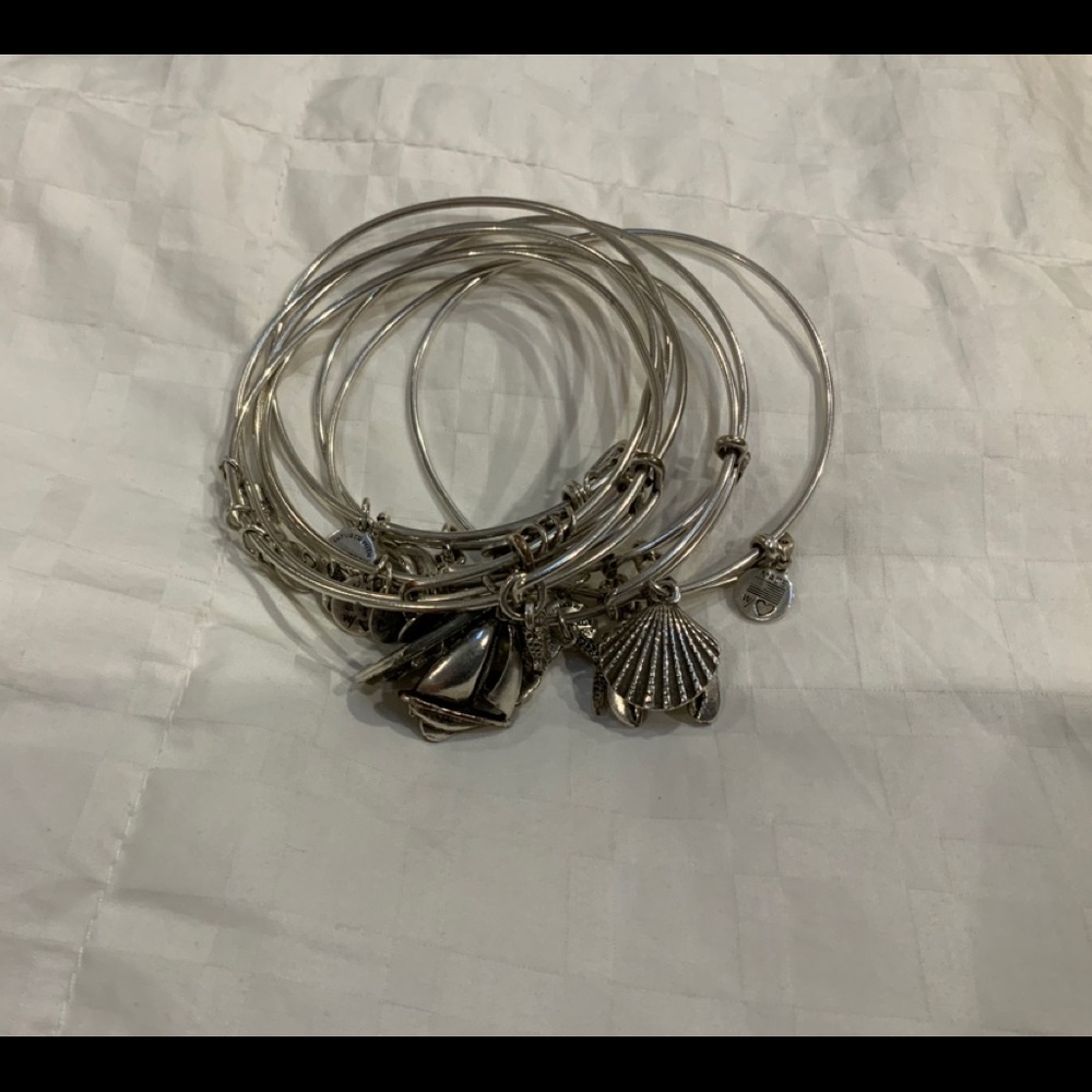 Bracelets - Picture 2 of 2
